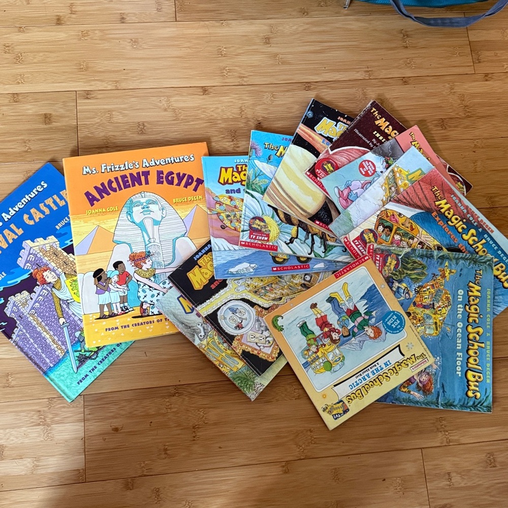 Magic School Bus - lot of 13 book